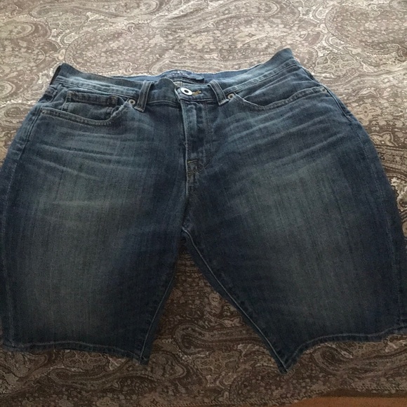 Bermuda shorts - Picture 4 of 4